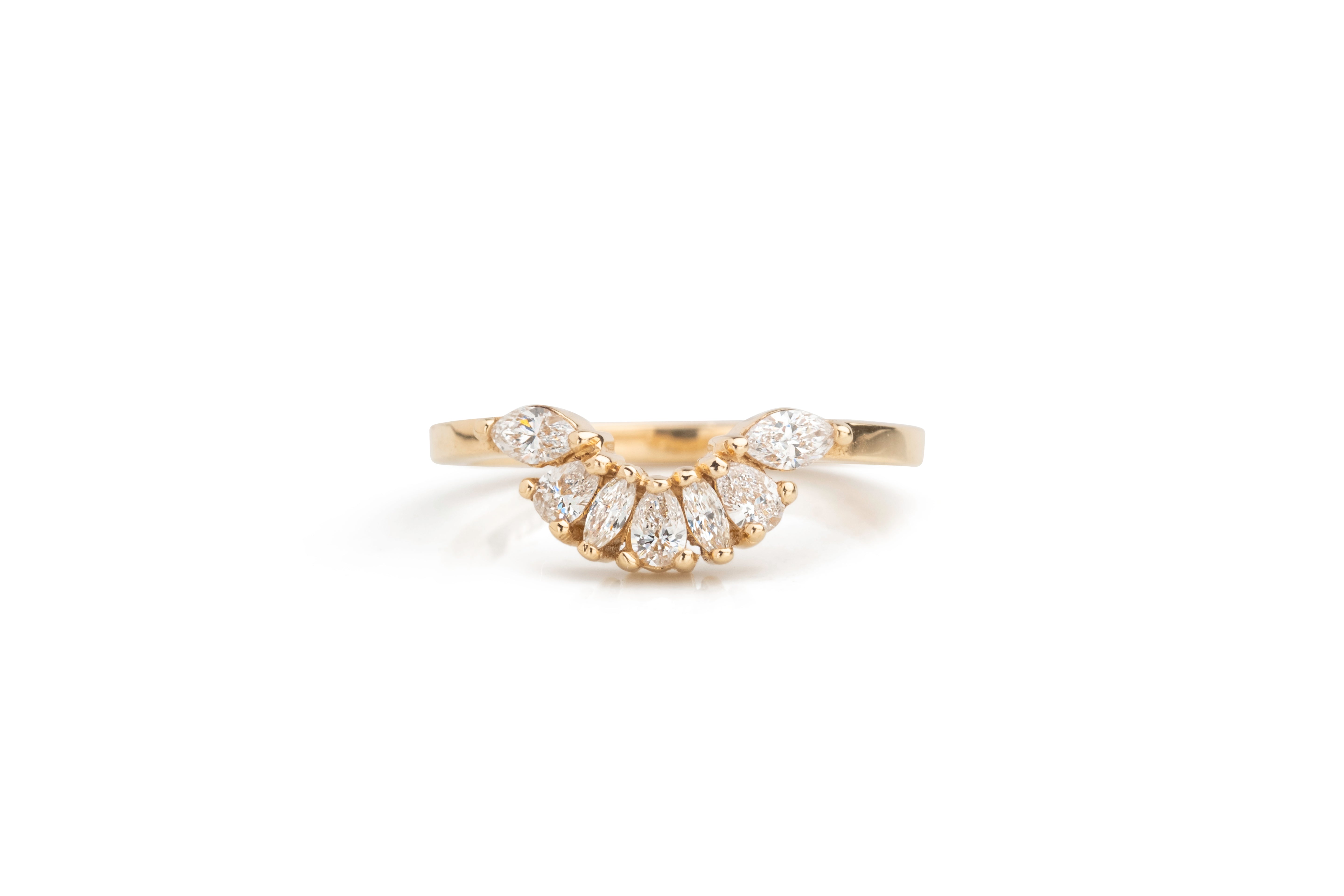 Tiara Band