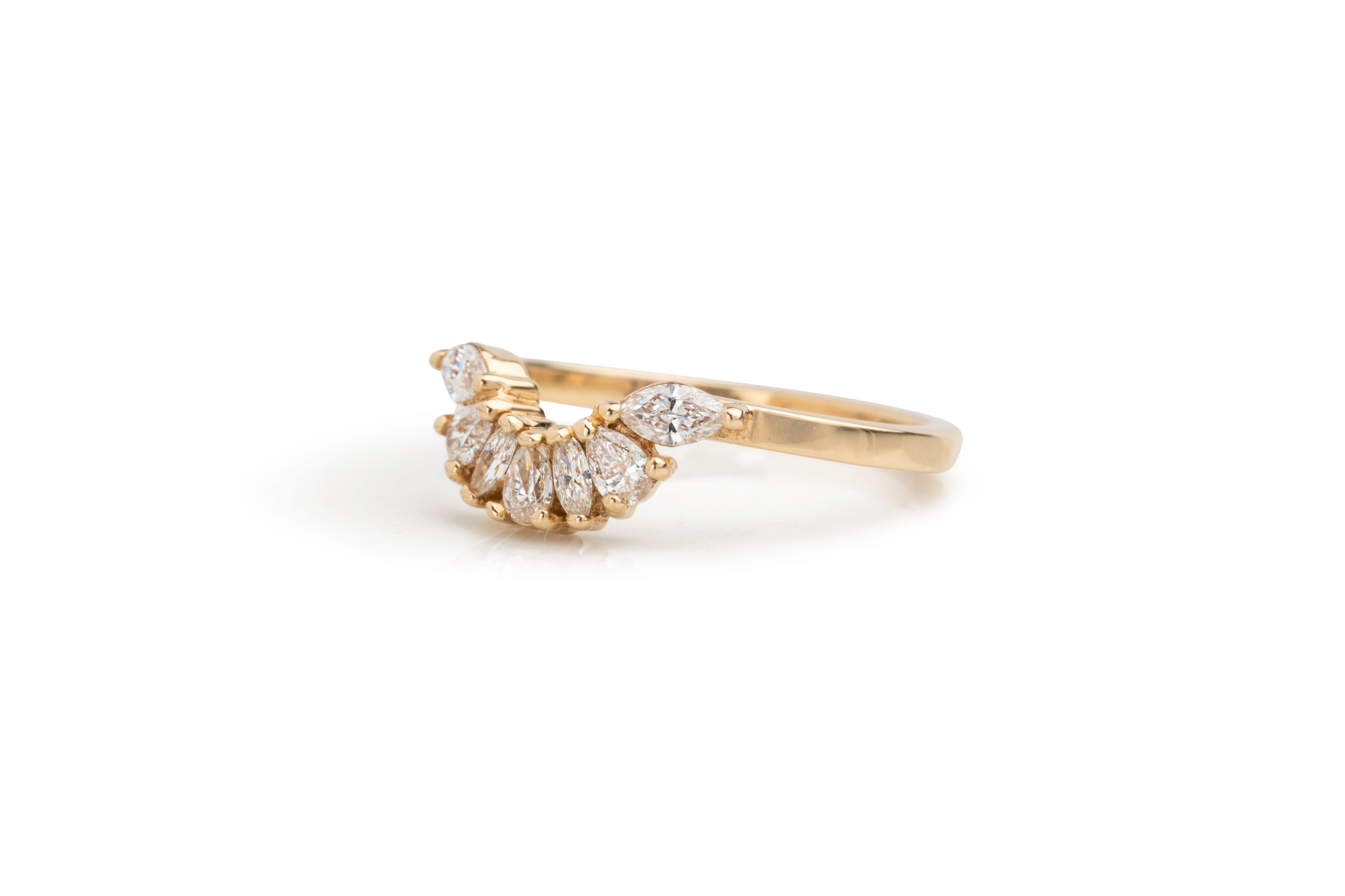 Tiara Band
