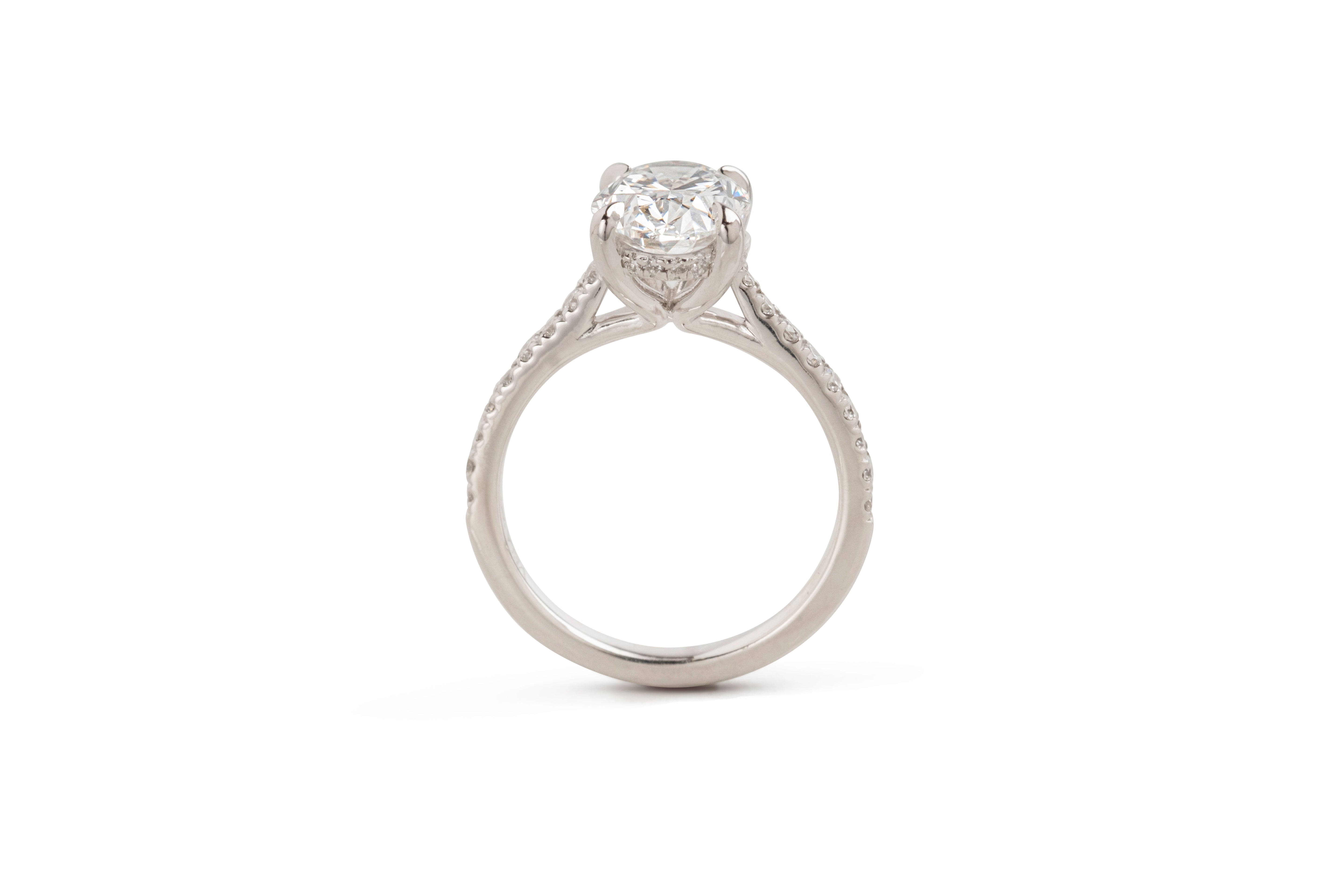 Maya Oval Ring