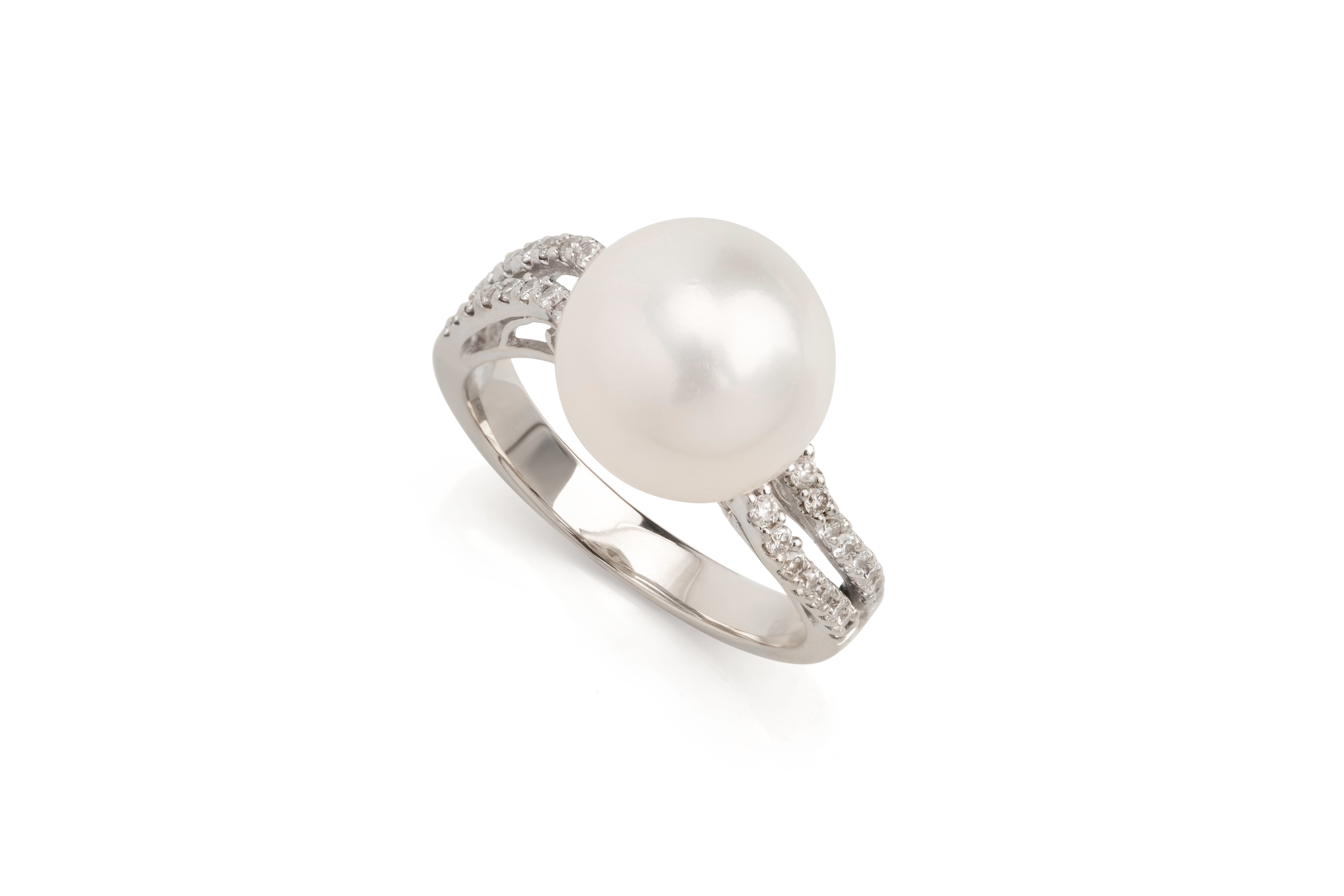 Vivienne Pearl Ring